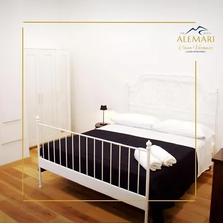 Alemari Casa Vacanze * Nápoly